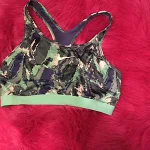 SOLD Nike Dry Fit Sports Bra